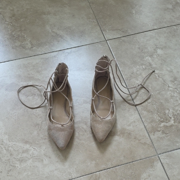 Elegant Beige Lace-Up Women's Flats - Picture 1 of 6